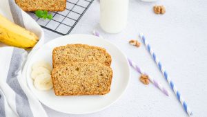 Bánh mì chuối hấp sữa