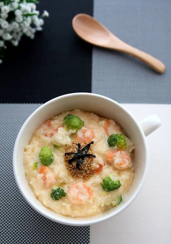 Cháo quinoa tôm bông cải xanh