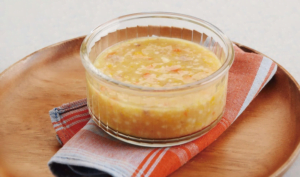 Cháo hạt quinoa thịt gà cho bé 6 tháng