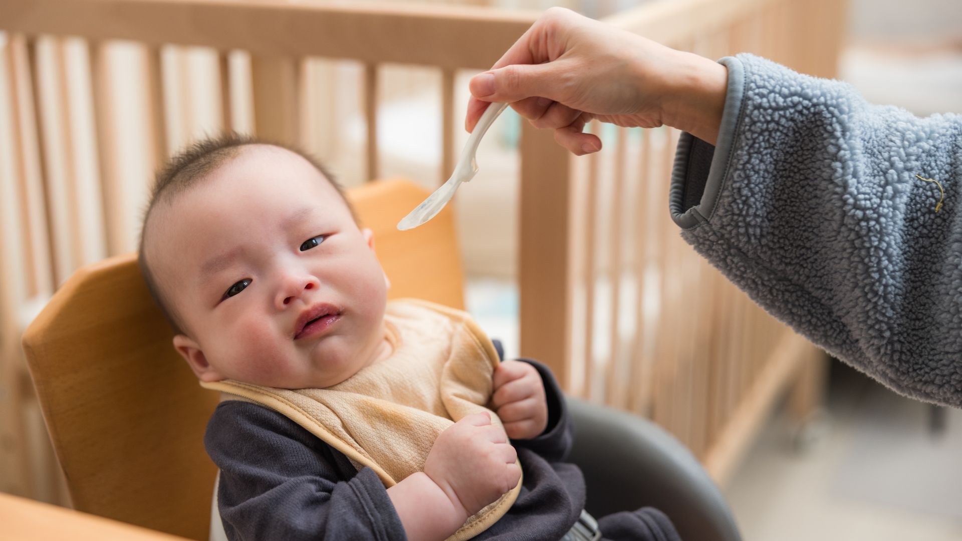 Dấu hiệu nhận biết bé thiếu chất xơ