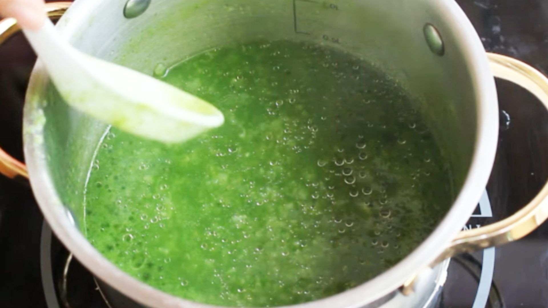 Cách làm cháo gà rau ngót