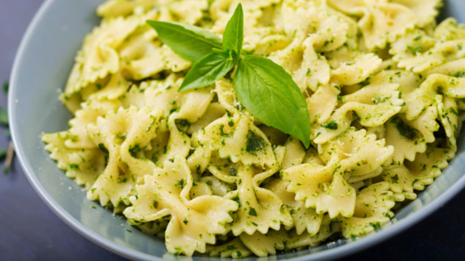 Nui trứng rong biển cho bé ăn dặm