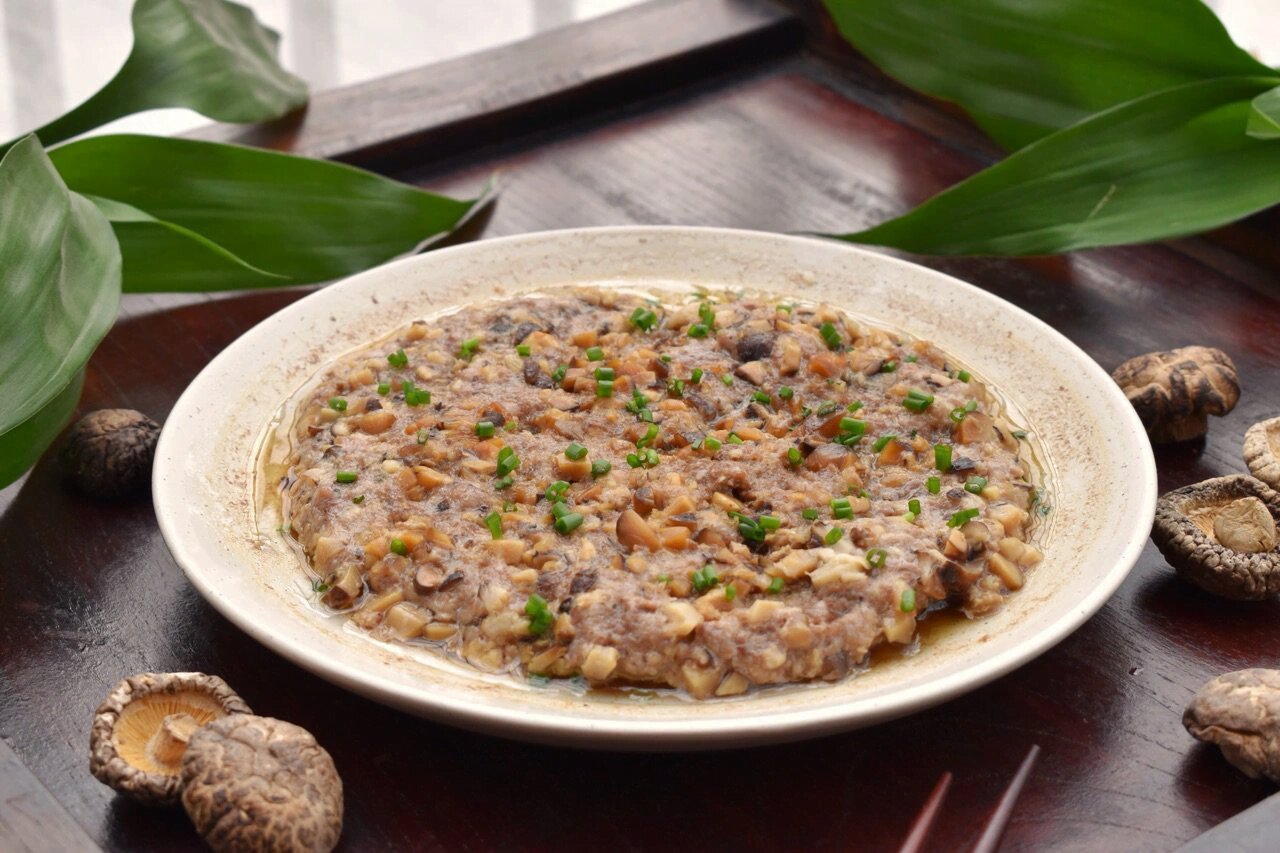 Thịt băm xào nấm dinh dưỡng cho bé ăn cơm nát