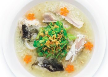 Cách nấu cháo cá bớp nấu với rau cải chíp