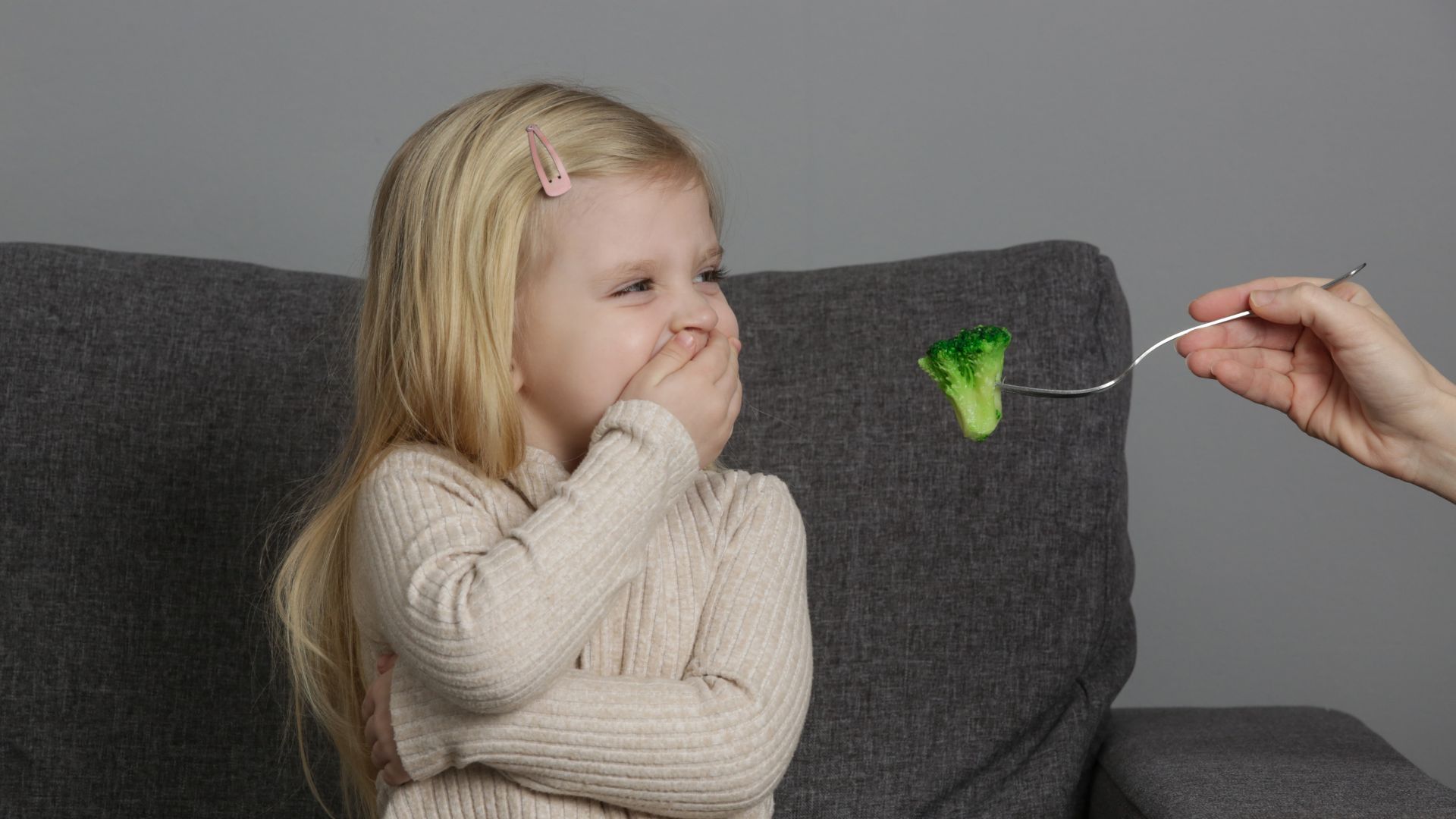 Hình ảnh mô tả bé không thích ăn rau