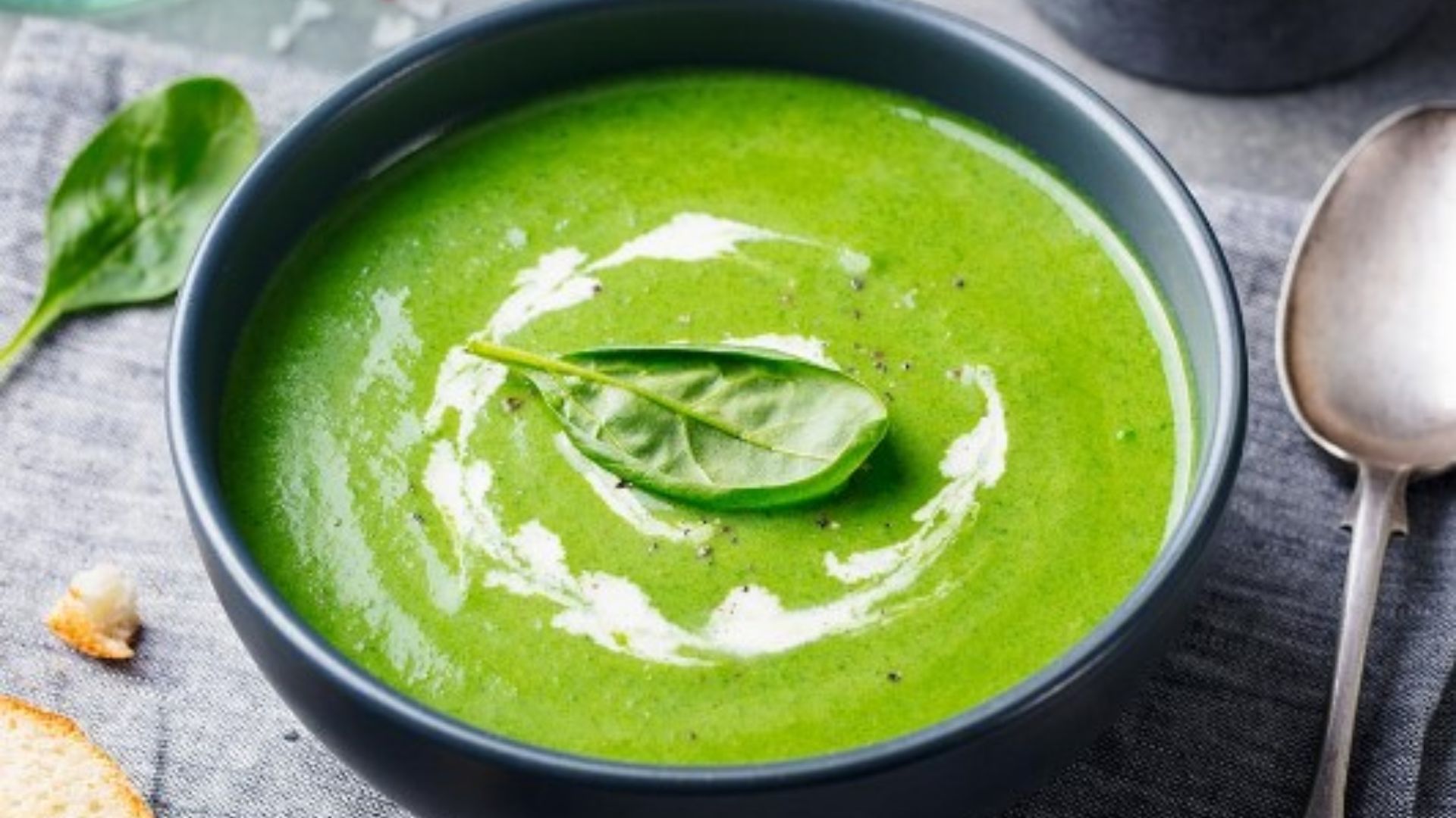 Cháo tôm cải bó xôi