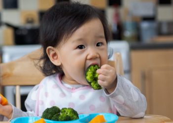 Giữ vị giác tự nhiên cho bé ăn dặm