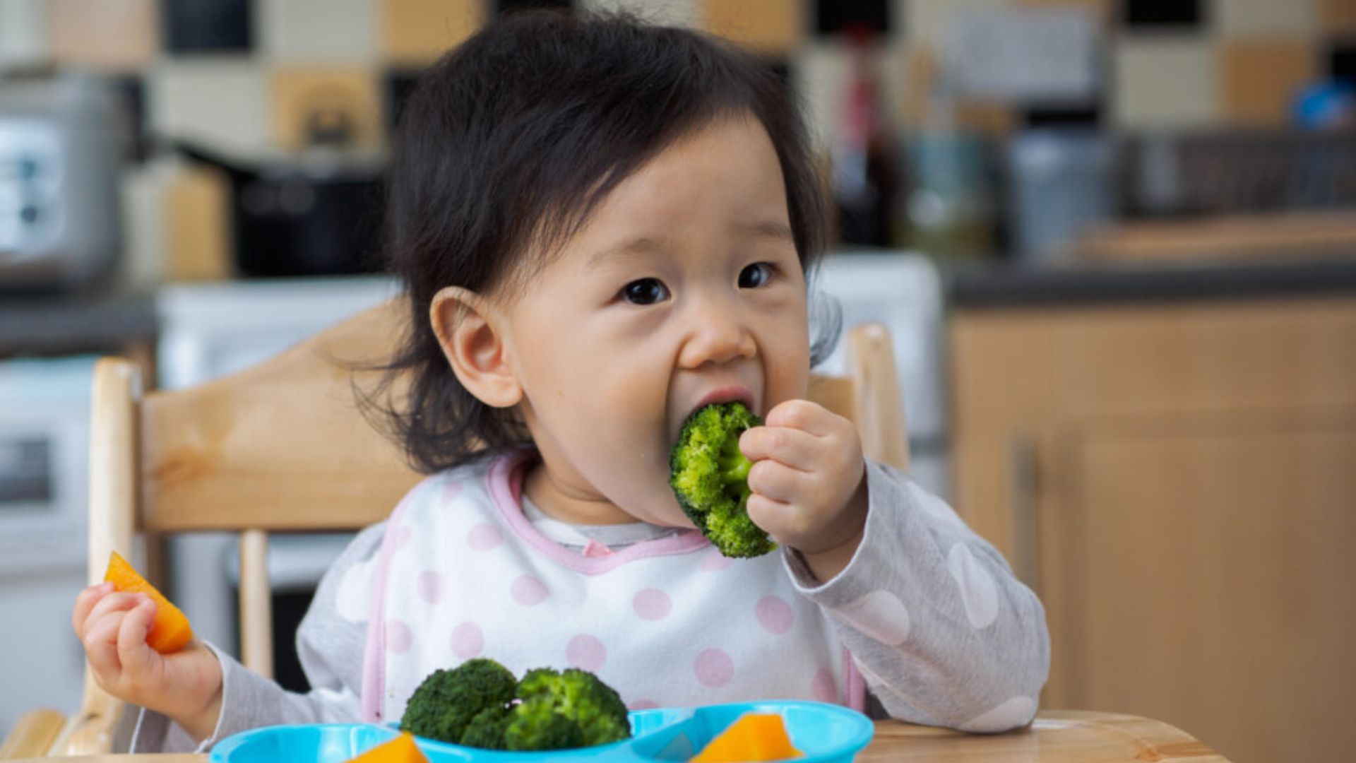 Giữ vị giác tự nhiên cho bé ăn dặm